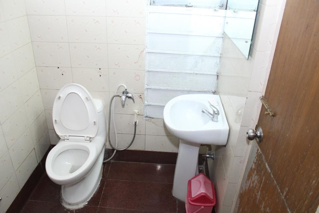 Hotel Bengal International Shiliguri Zimmer foto