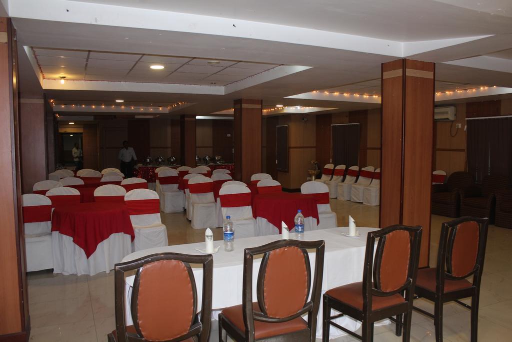 Hotel Bengal International Shiliguri Exterior foto