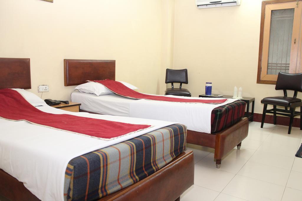 Hotel Bengal International Shiliguri Zimmer foto